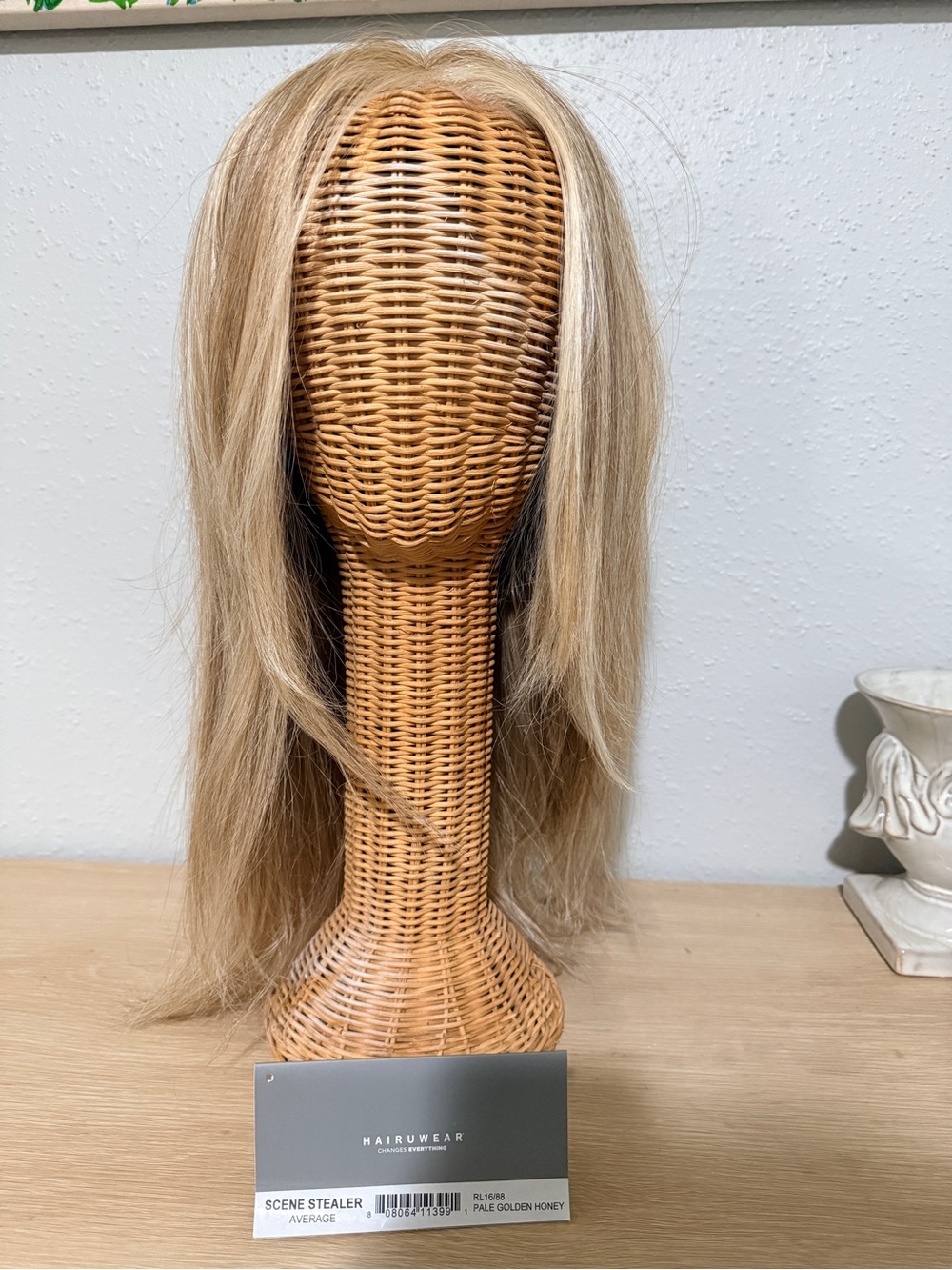 Raquel Welch Scene Stealer long blonde Wig in Pale Golden Honey with money piece